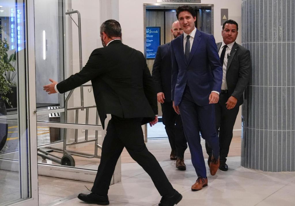 Trudeau told Trump Americans would suffer if tariffs imposed