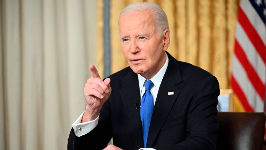 Biden calls for a constitutional amendment to end immunity for sitting presidents