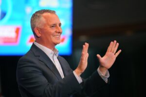 David Jolly entices Democrats with dream of winning governor’s race