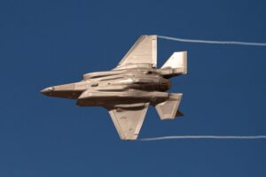 Lockheed eyes better stealth, unmanned option for F-35