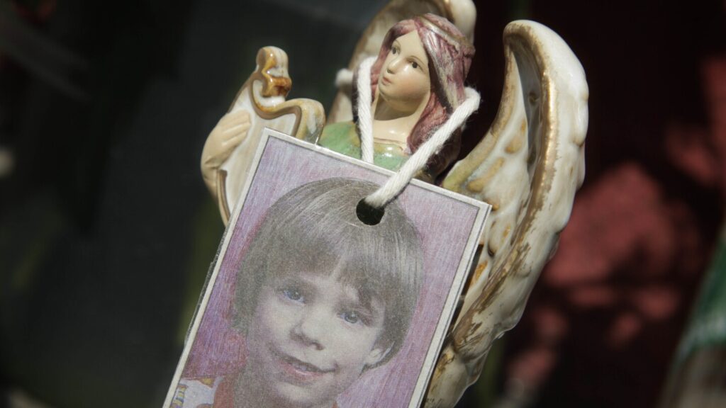 Conviction overturned in Etan Patz case