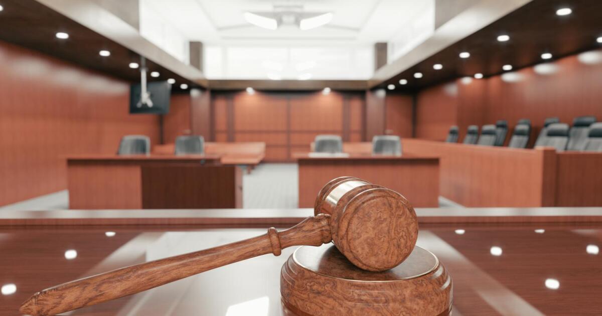 Man pleads guilty to stealing $250,000 worth of art from Scottsdale gallery