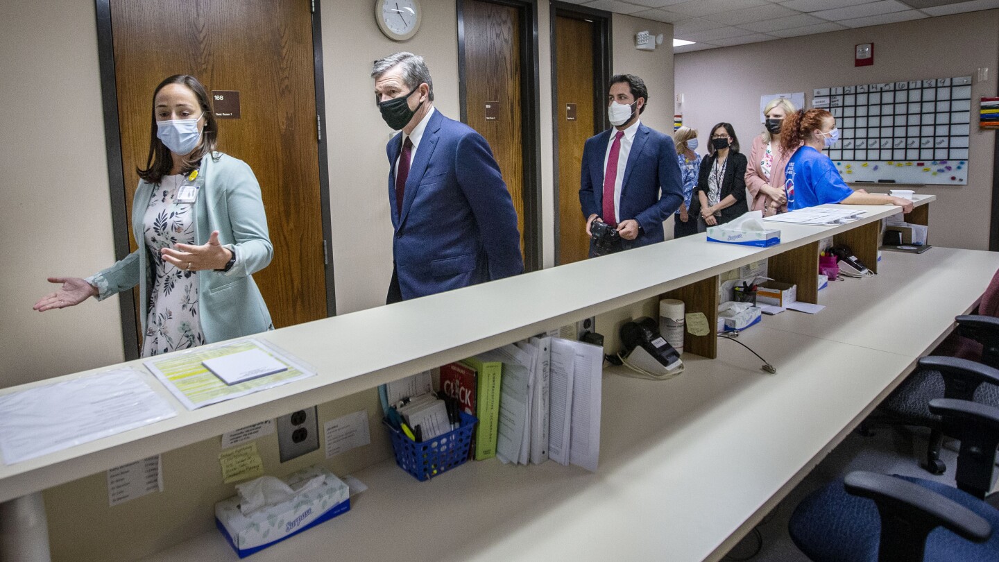 North Carolina Supreme Court says bars can keep seeking damages from COVID-19 orders