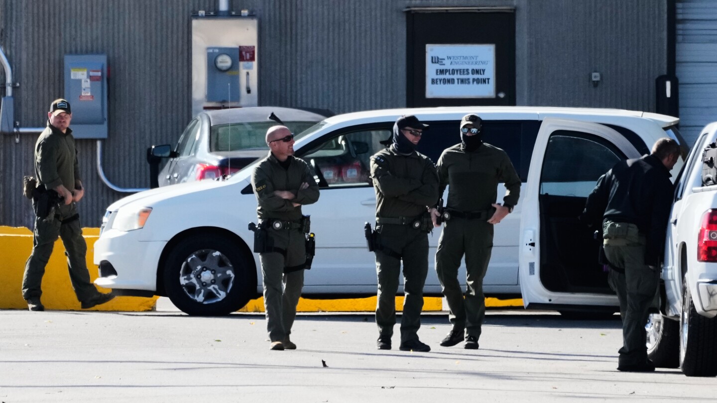 Judge extends block on Chicago Guard deployment indefinitely, Supreme Court decision to come