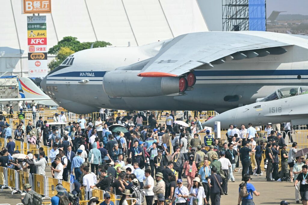 Heavy Russian cargo plane lands in Caracas amid US-Venezuela tensions