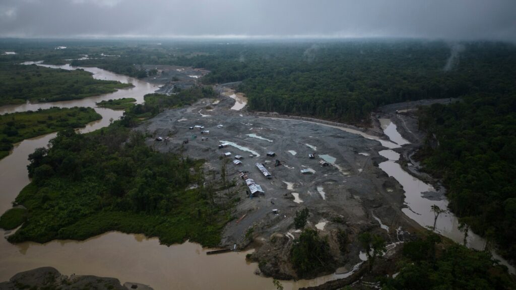 UN warns Colombia over mercury contamination in Atrato River, calls crisis a human rights ...