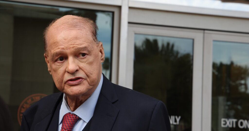 Horne says Arizona must increase teacher salaries