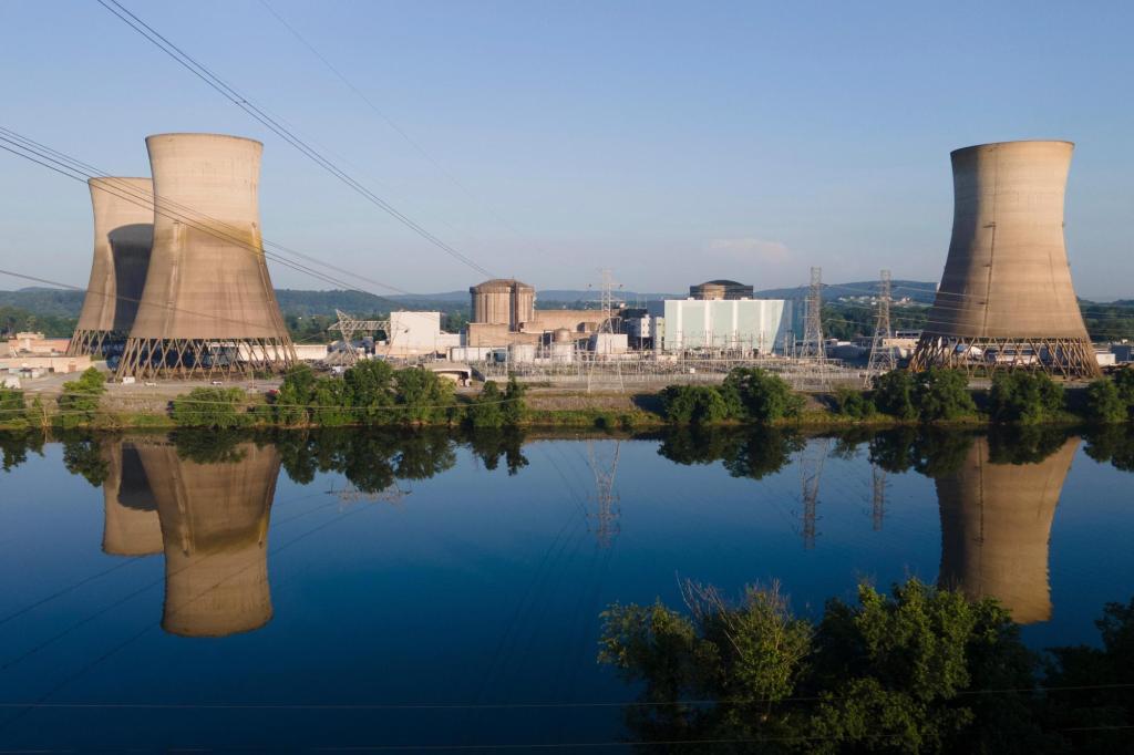 Energy Department loans $1B to help finance the restart of nuclear reactor on Three Mile Island