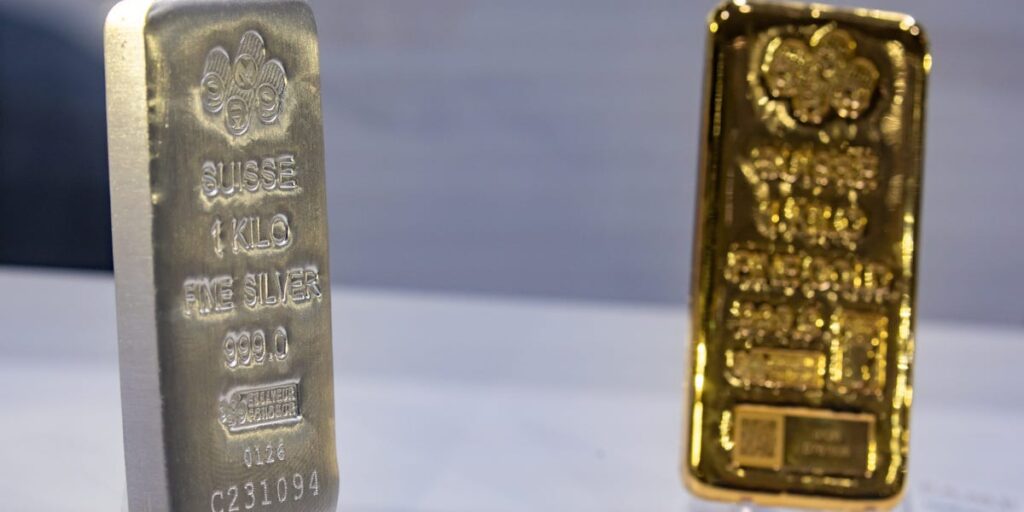 Gold and Silver Are Fighting to Stabilize After a Huge Market Meltdown