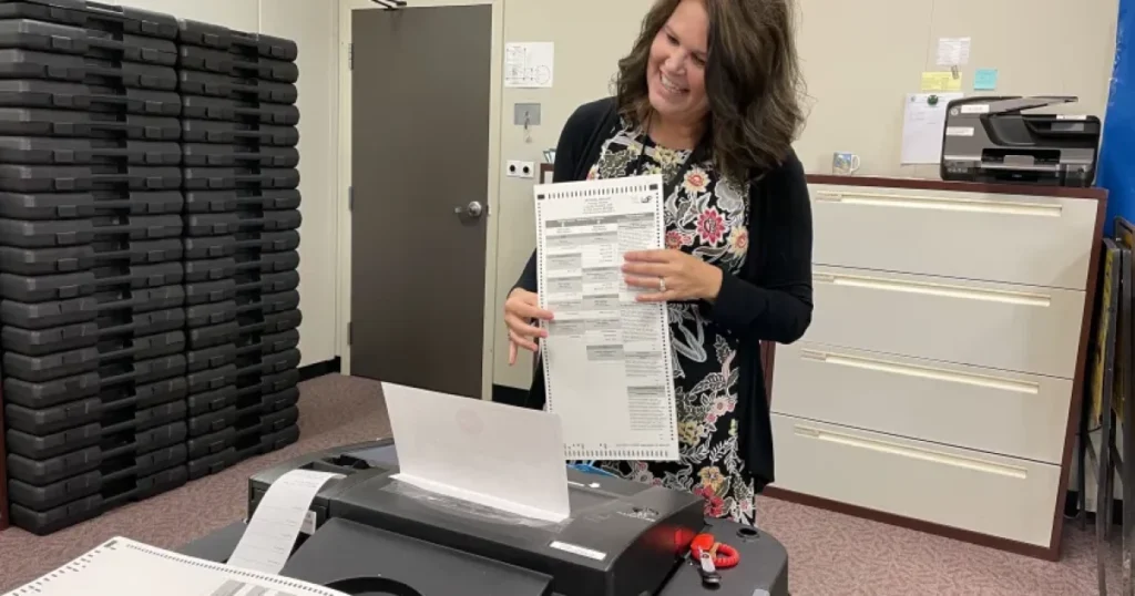 Campaign to amend MI Constitution, require citizenship proof to register to vote, submits signatures