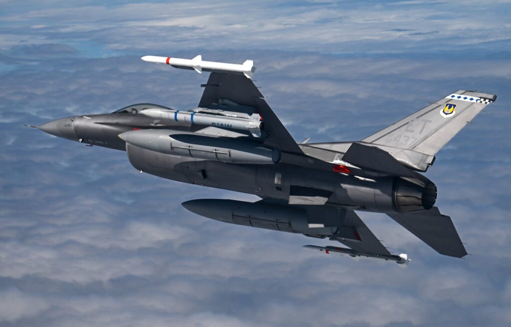 US Air Force seeks sources for Stand-in Attack Weapon compatible with F-47, B-21