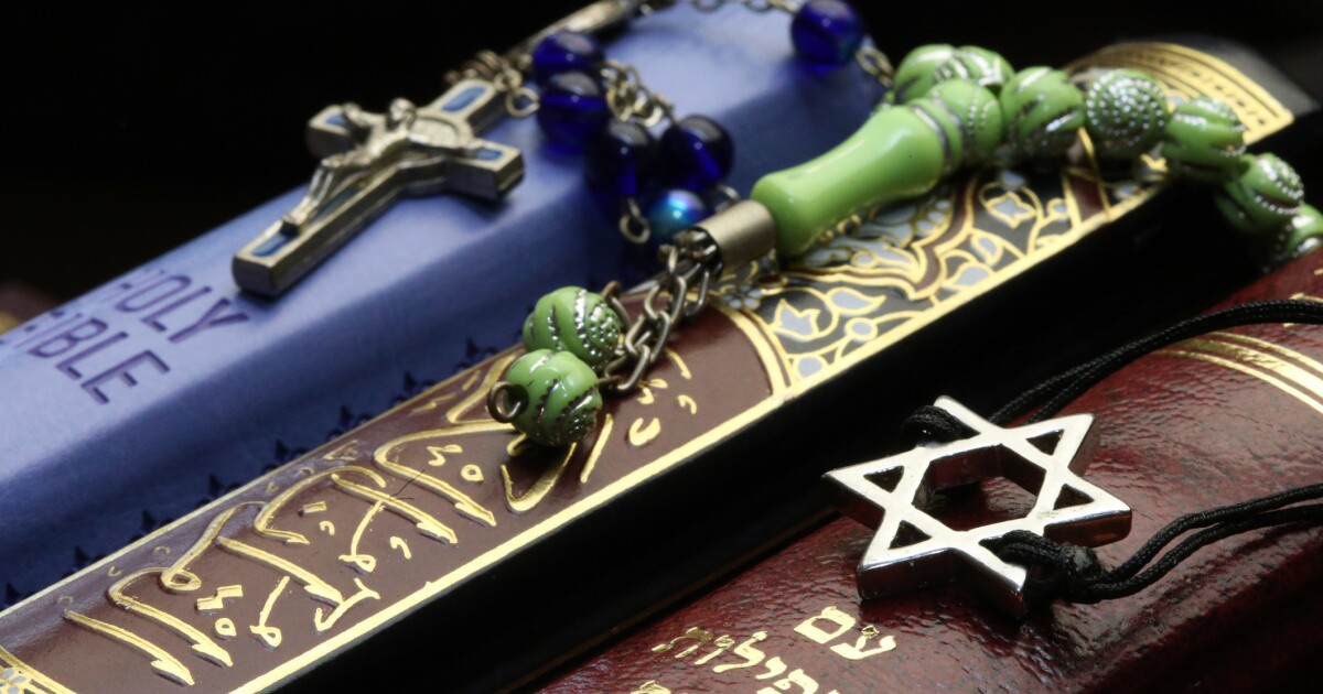 Republican lawmakers back bill to force Arizona schools to allow off-campus religious instruction