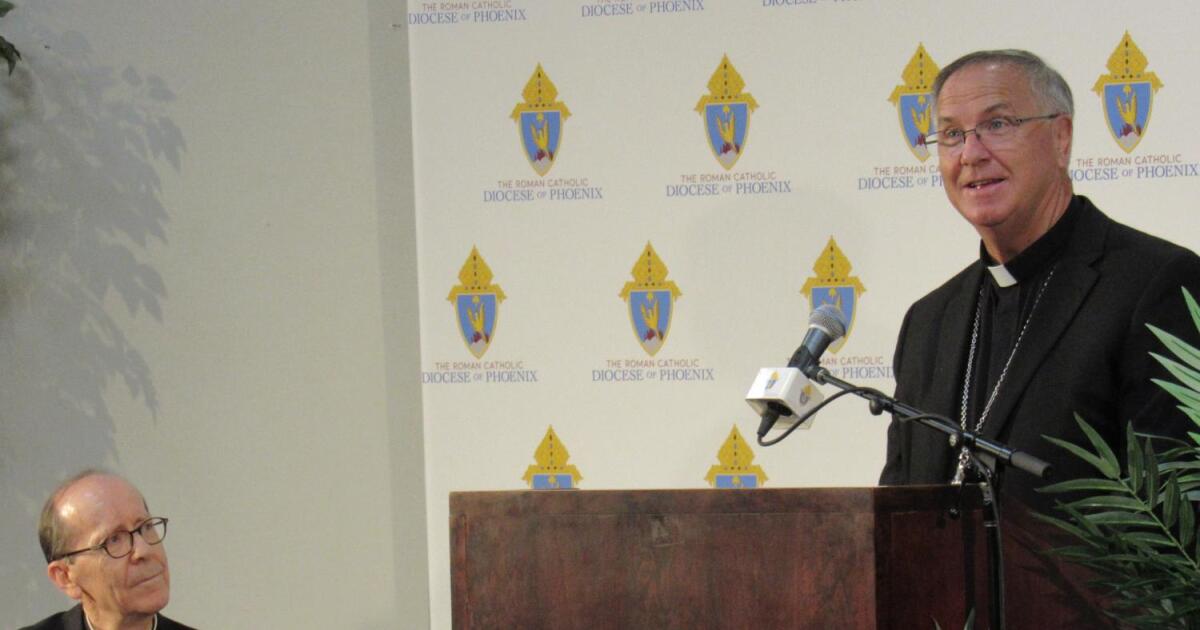 After Trump criticized the pope, Phoenix bishop says 'the Holy Father is not a politician'