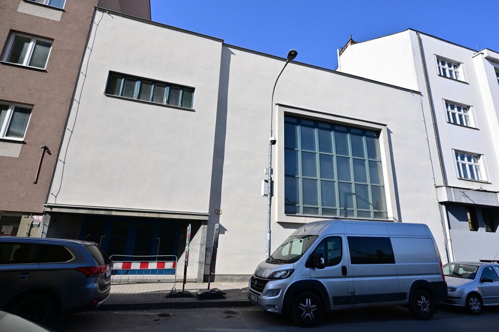 Czech man jailed for 7 years over attempted synagogue arson attack