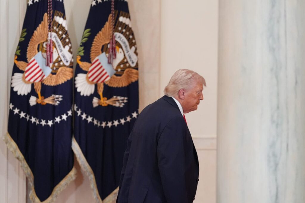 Exclusive: Democratic lawmakers urge Trump to scrap disastrous tariff policy