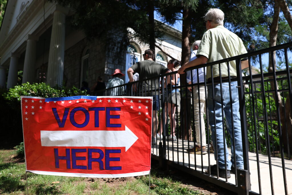Democrats outdraw GOP in Georgia primary as turnout flips from 2022 |