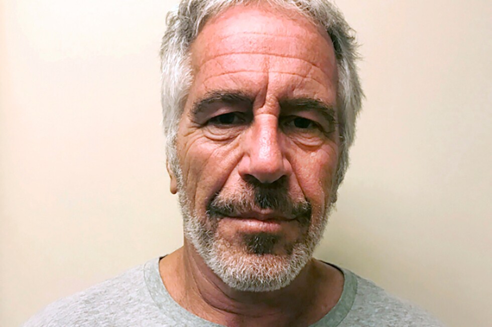 Justice Department says it was in the dark about Epstein note
