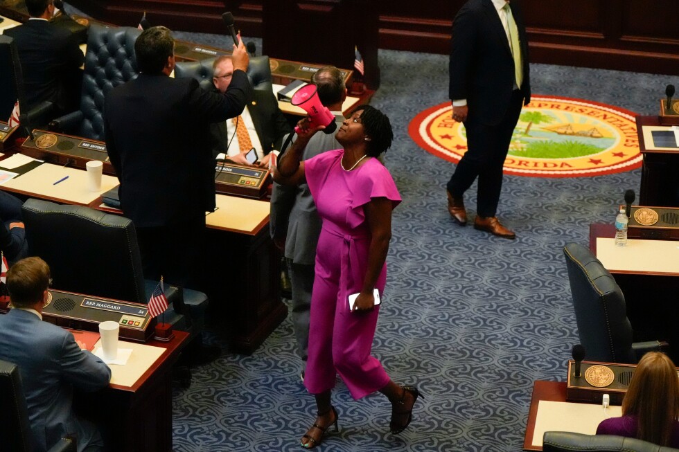 Redistricting war accelerates winner-take-all political combat in US