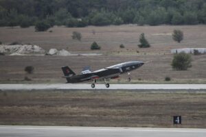 Leonardo, Baykar tout in-flight control of Kizilelma drone from a M-346 jet trainer