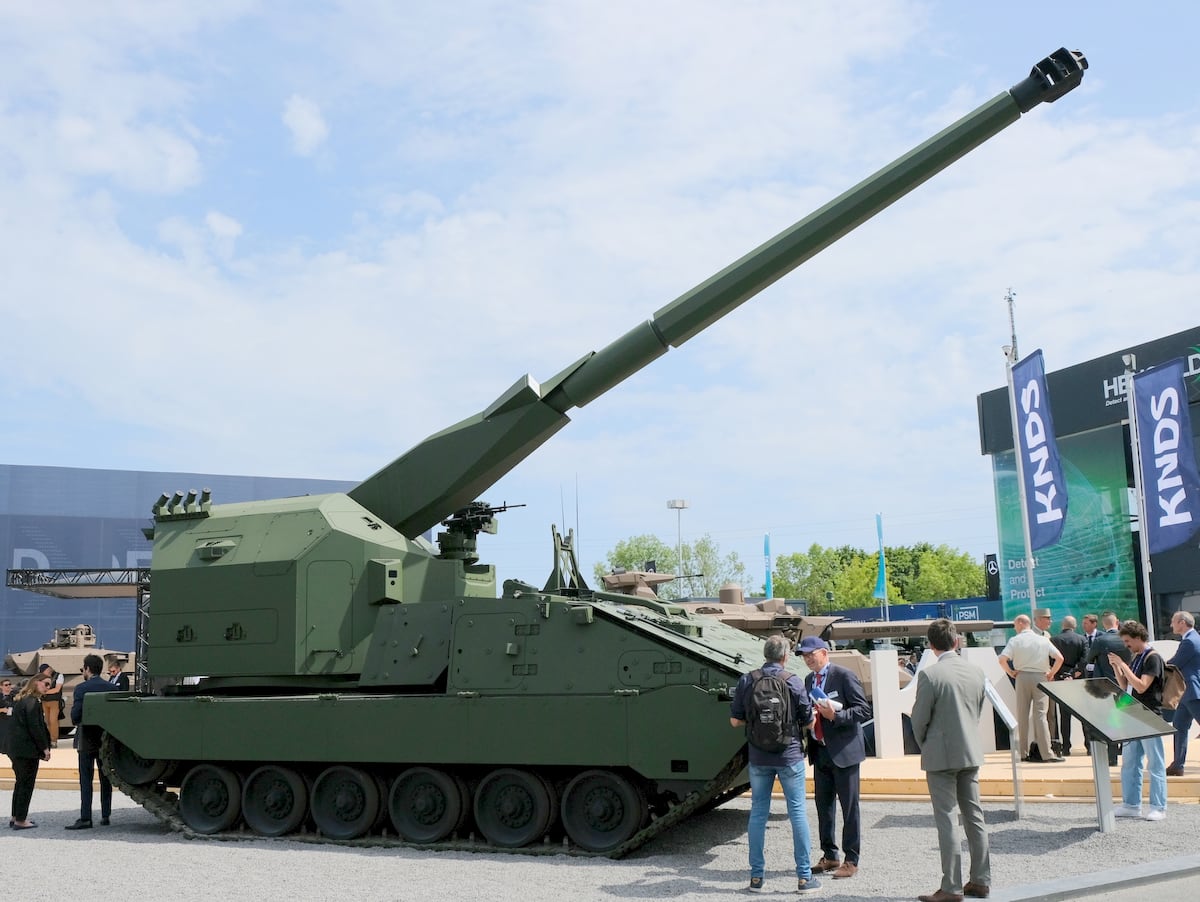 KNDS pitches long-barreled artillery for 60-kilometer base range