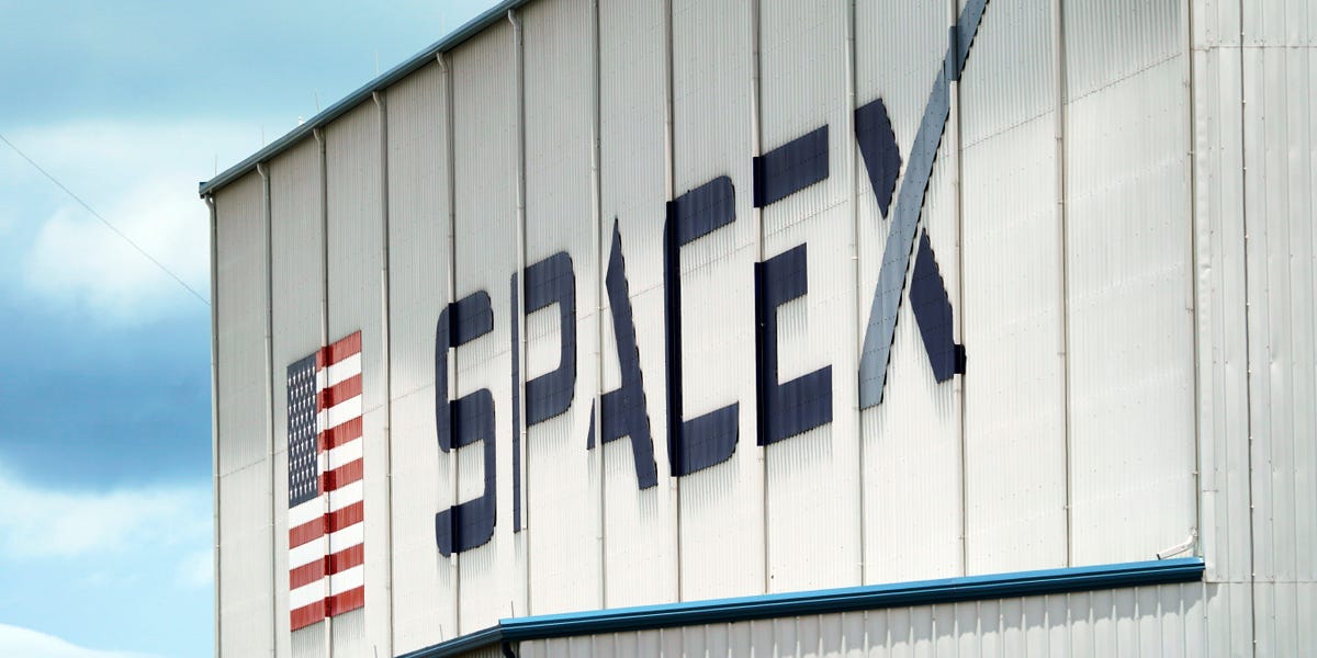 SpaceX IPO: Why the Company's Retail-Investor Push Raises Red Flags