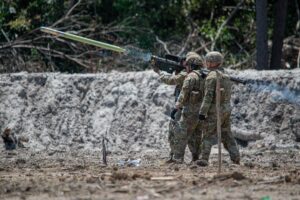 The US Army wants thousands of air defense missiles to replace the Stinger