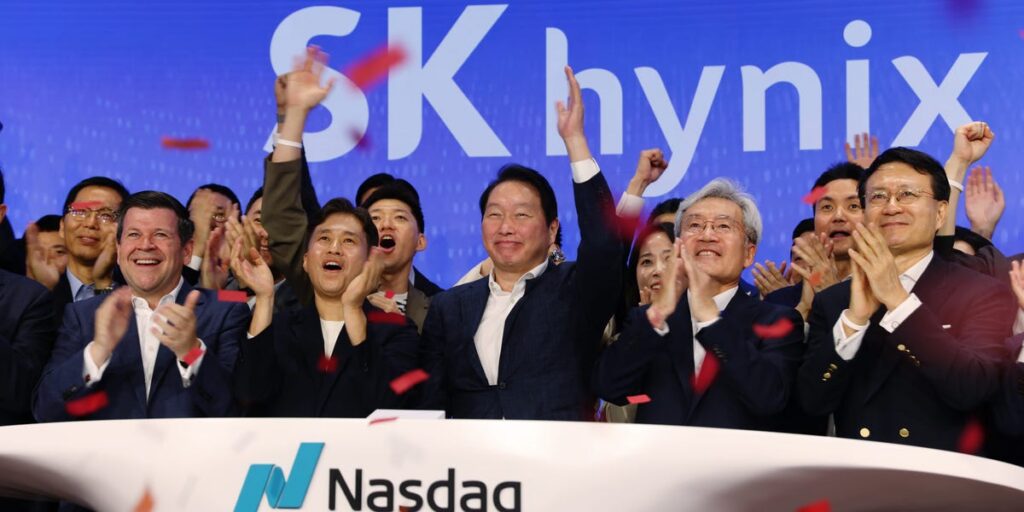 SK Hynix Posts Record Slump After US Debut Euphoria