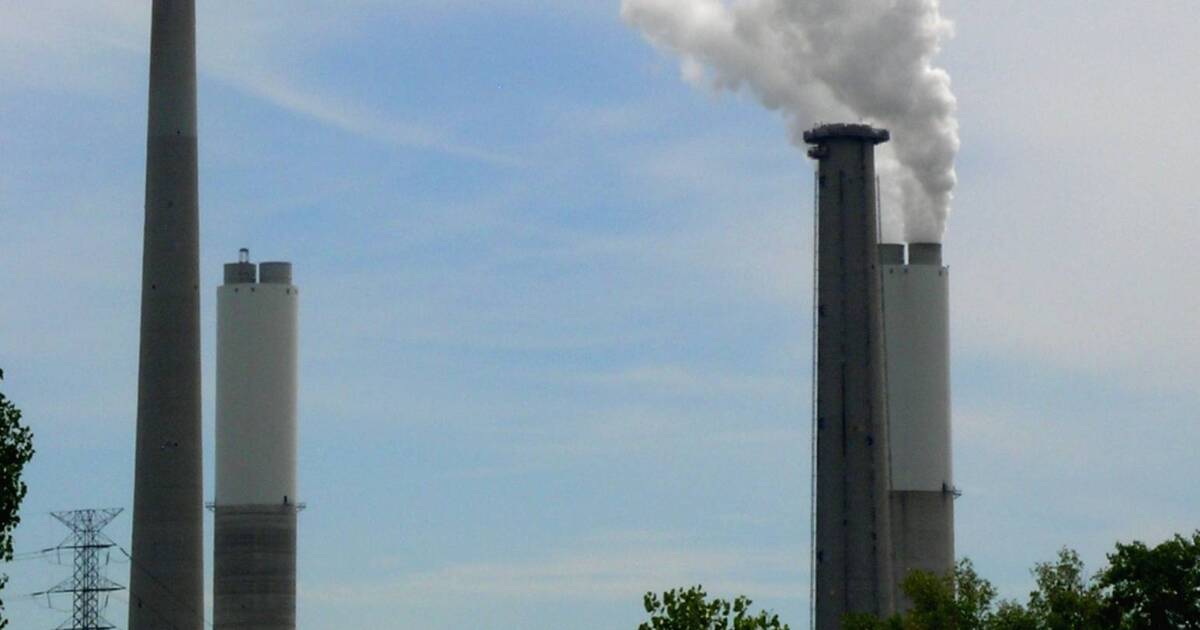 Proposal for city takeover of power grid qualifies for Ann Arbor's November ballot