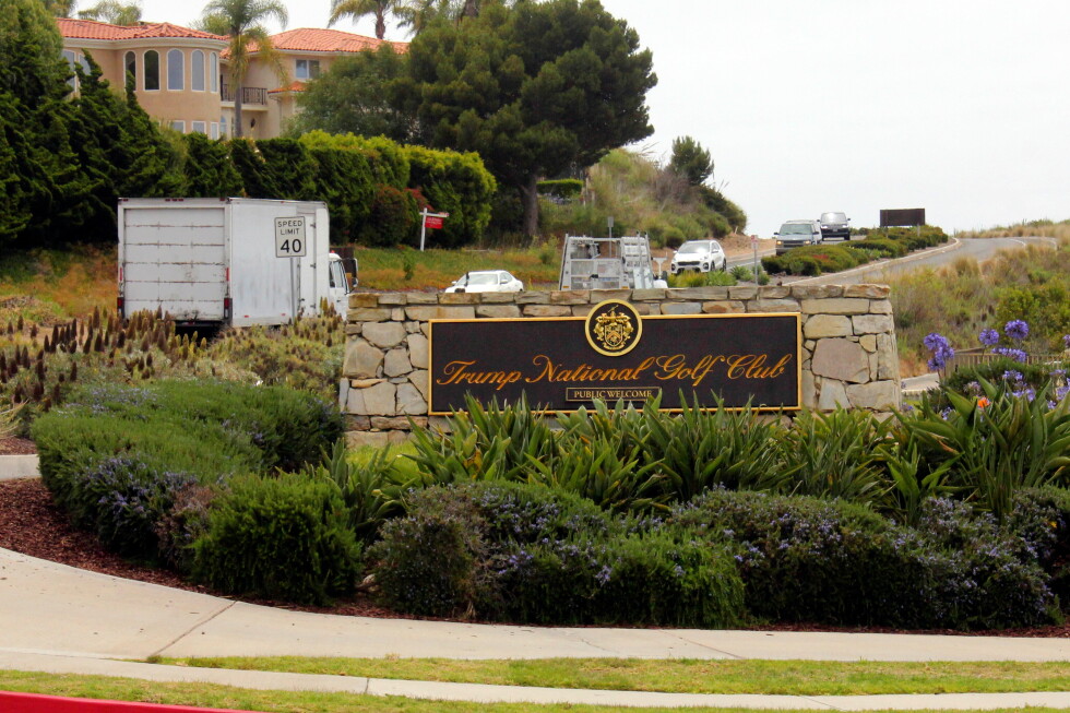 California man arrested at Trump golf club had illegal guns and ammunition