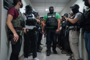 Judge blocks New York law banning federal agents wearing masks