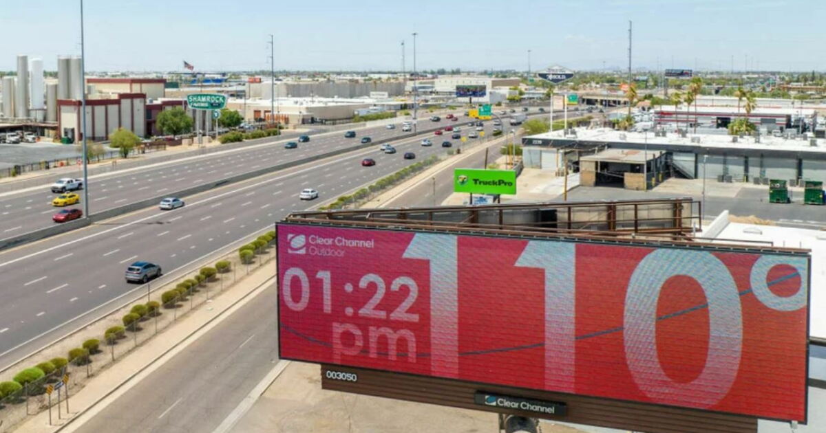 'Be vigilant,' officials warn, as dangerous heat continues in Phoenix