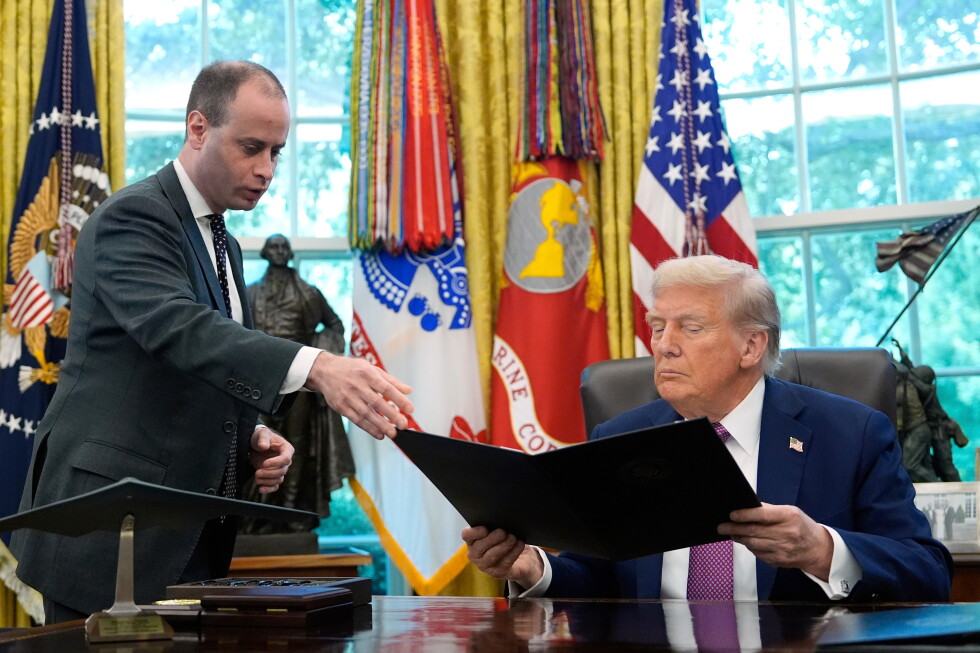 Trump picks staff secretary Will Scharf as new White House counsel