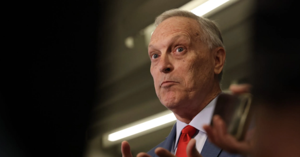Medical professionals sign letter condemning Biggs' history of supporting Medicaid cuts