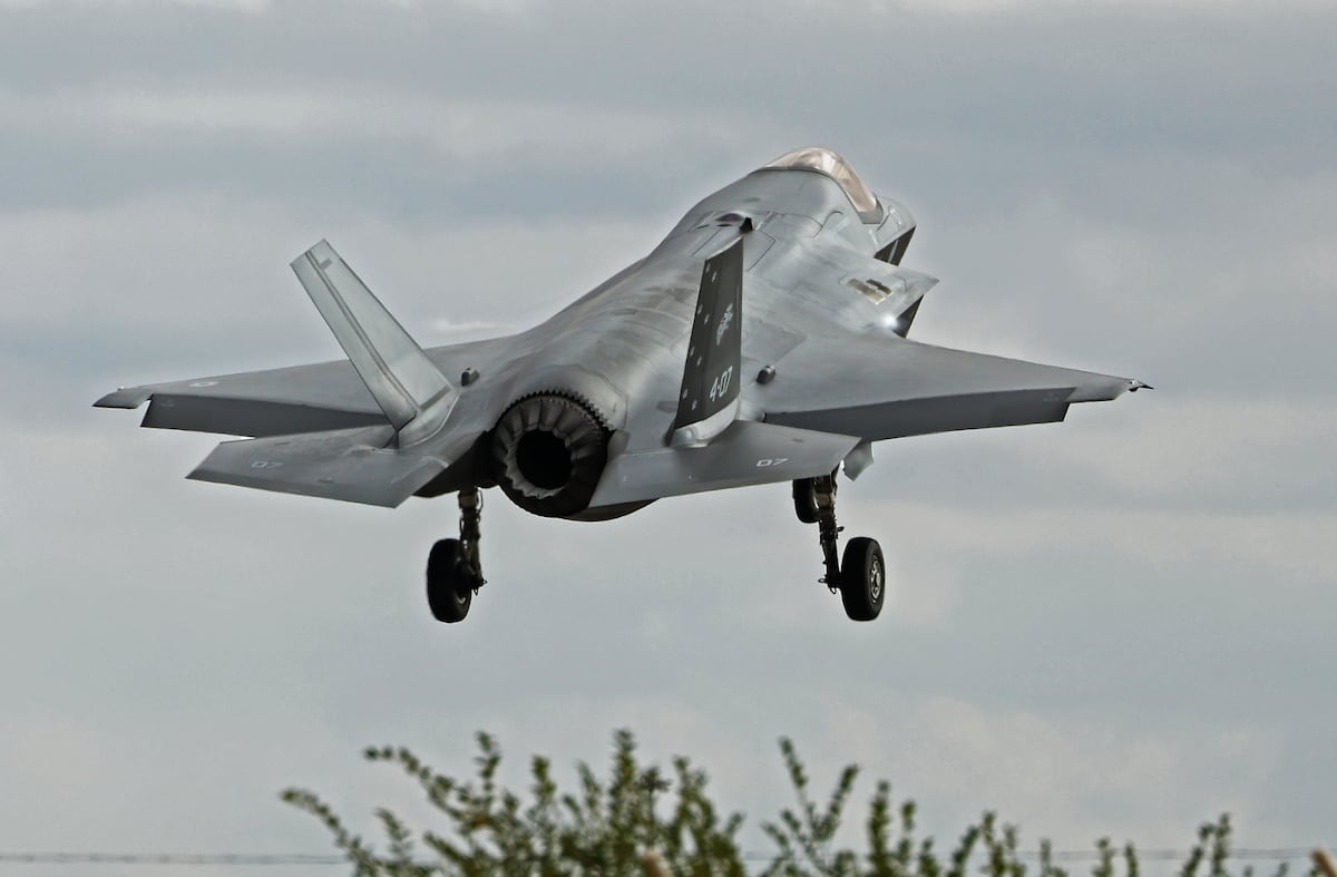 an F-35B against a Ferrari