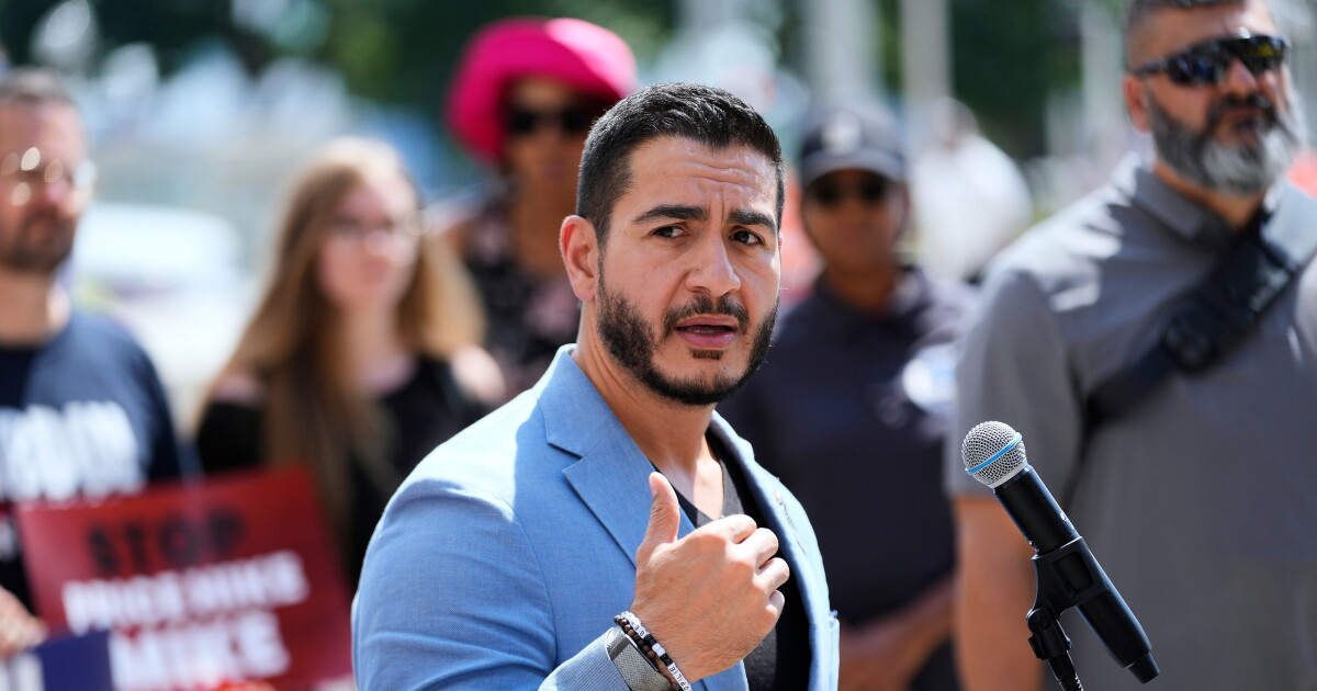Kamala Harris to campaign in Michigan with Abdul El-Sayed