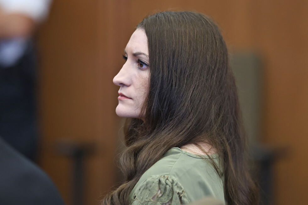 Juror says 1 holdout refused to acquit Lindsay Clancy