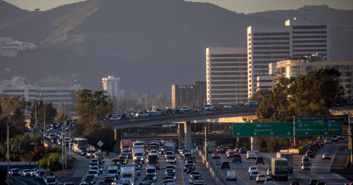 The Trump administration weakens fuel efficiency standards for new cars