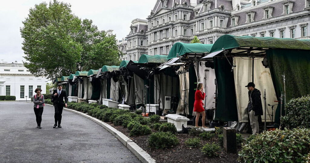 Journalists for CNN, MS NOW and Politico return to the White House upon judge's orders