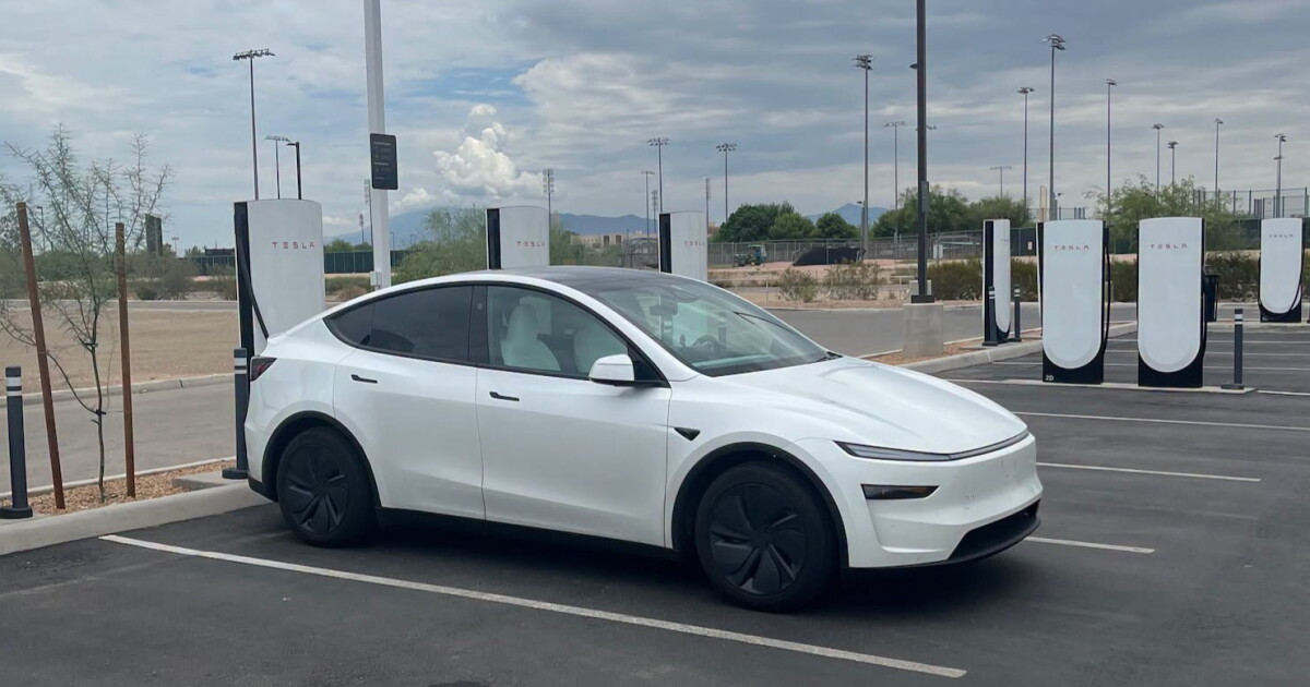 First federally-funded EV charging stations in Arizona are now open