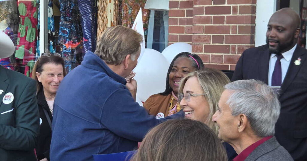 Republican U.S. Senate candidate Mike Rogers opens first Detroit field office